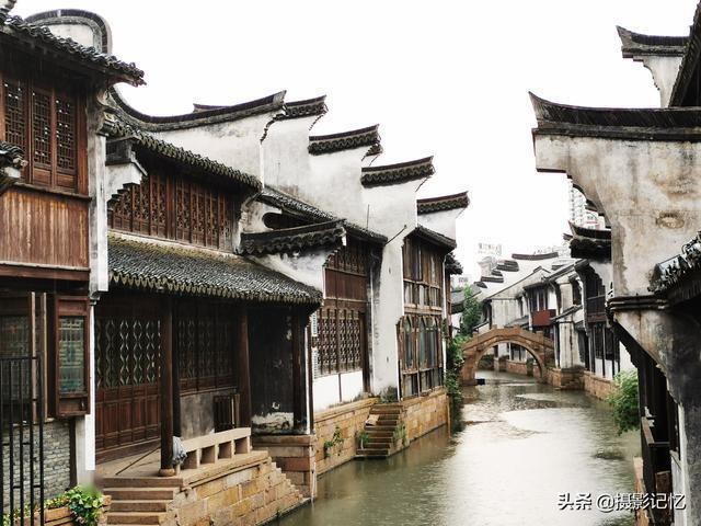 凌天众游口袋觉醒SS魔改版下载